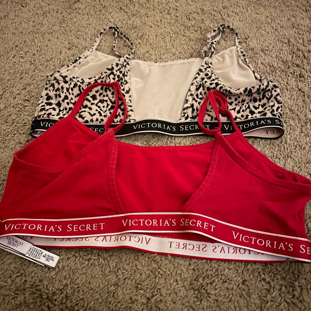 VS Red and Animal Print Sport Bras Lot of 2 Both size XL